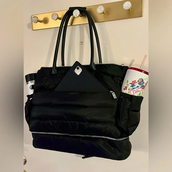 Black Quilted Tote Bag EUC! - Picture 13 of 14